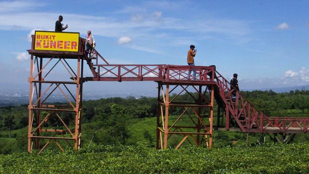 7 Wisata Alam Pas buat Mahasiswa Berakhir Pekan di Malang Raya, 1. Bumper Bedengan, 2. Bukit Kuneer, 3. Budug Asu, 4. Bukit Nirwana, 5. Gunung Bokong, 6. Gunung Pundak, 7. Brakseng