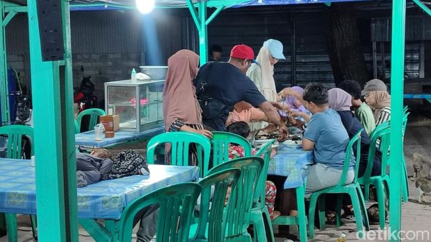 Array,Wisata Kuliner Seafood yang Wajib Dicoba di Pulau Tidung