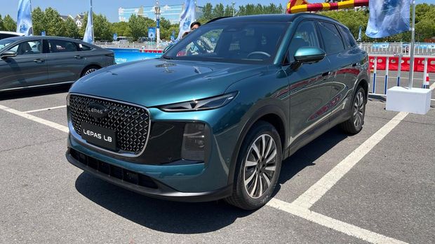 Array,Mengenal Lepas, Merek Mobil China Baru yang Sebentar Lagi Masuk RI