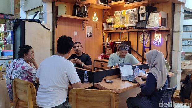 Array,Menyelami Dunia Kopi di Pasar Santa