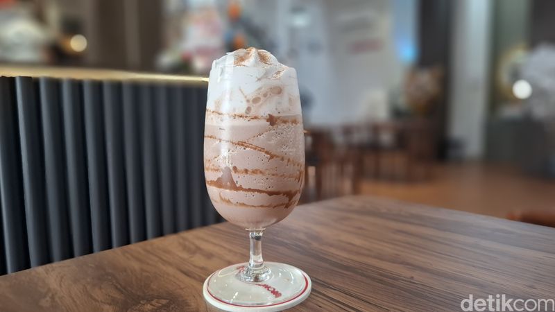 Gangnom: Serunya Makan Omurice Ditemani Anjing Bichon di Kafe Korea, Bisnis Milik Selebriti, Pengalaman Bermain dengan Bichon, Menu makanannya yang enak dan menyegarkan ada di halaman berikutnya.            		         , Hidangan Korea Selatan yang Enak, Dessert Dingin dan Legit, Minuman Segar Rendah Kalori