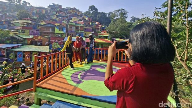 Array,Begini Wajah Terkini Kampung Pelangi di Bandung, Penuh Warna-warni