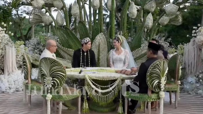 Array,Penasaran Berapa Bayar Satu Malam di Hotel Nikah Luna Maya? Cek di Sini