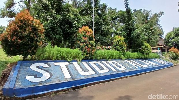 Array,Mari, Bernostalgia di Studio Alam TVRI Depok
