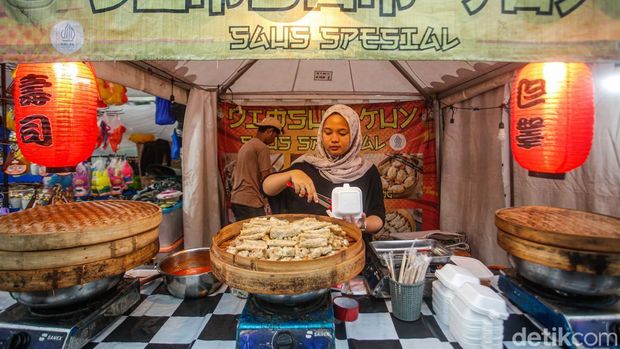 Array,Lebaran Depok: Surga Kuliner Murah dan Pesta UMKM