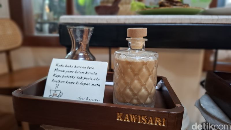 Kawisari Coffee: Menikmati Racikan Kopi dari Kebun Tertua Ditemani Serabi Hangat, Konsep Tradisional dengan Sentuhan Kolonial, Menu Pembuka Sekaligus Camilan, Olahan Bumbu Berempah yang Meresap, Racikan Kopi Segar untuk Bersantai