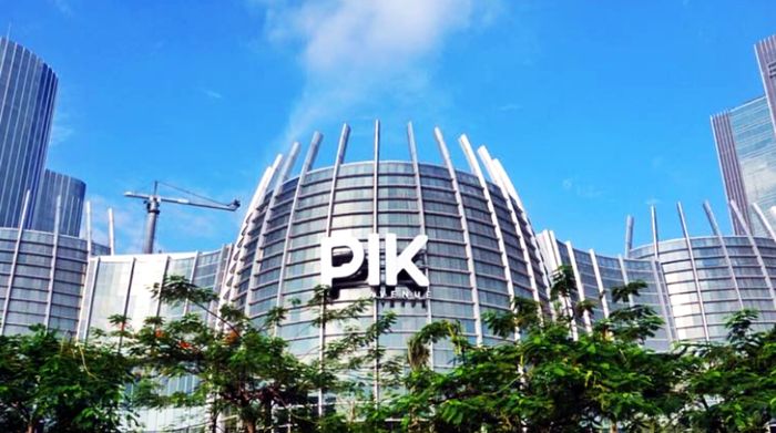Rekomendasi 18 Resto Halal di PIK 1, Pilihan Piknik Bareng Keluarga, 1. Bakso Aan, 2. Dapur Kini, 3. Gerobak Betawi, 4. Warung Leko, 5. Warung Rawit, 6. Sulaiman Resto, 7. Dapur Jum, 8. Bakso Solo Samrat, 9. Kasima Resto & Kopi, 10. Rindu Rasa PIK, 11. Umaqita PIK, 12. Mo-Mo Paradise Pantai Indah Kapuk, 13. Rempah Sunda Restaurant, 14. Fire Pot, Golf Island PIK, 15. Nagiya Express, 16. Zenbu PIK Avenue, 17. RM Pagi Sore PIK, 18. Ninas Kitchen PIK