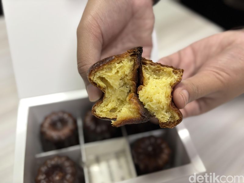 Adu Legit Renyah 3 Canele Prancis di Jakarta, Mana yang Paling Enak?, 1. Canele dari Le Meridien Jakarta, 2. Canele dari Don Bake Shop, Cek Canele Paling Enak di Jakarta di Halaman Berikutnya!, 3. Canele dari Sophie Sophie Authentique, 4. Juara Canele Terlezat