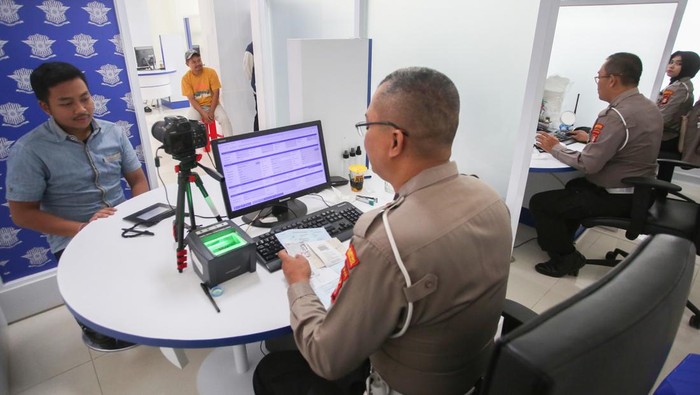Array,Biaya Perpanjang SIM Terbaru, Paling Banyak Bakal Keluar Duit Segini