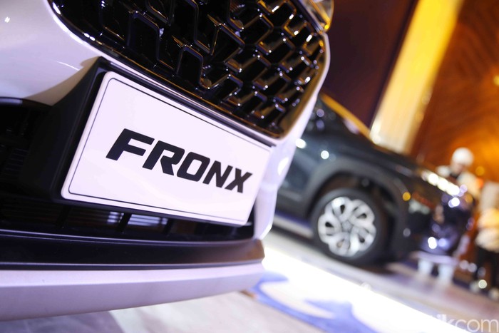 Array,Cara Suzuki Goda Orang Indonesia Pakai Fronx saat Penjualan Lesu