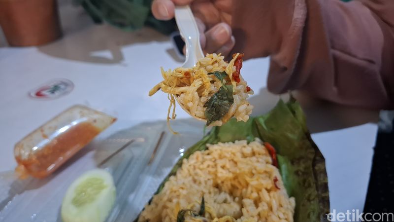 Array,Nyamm! Nasi Bakar Legendaris Paling Laris Manis di Jalan Semangka