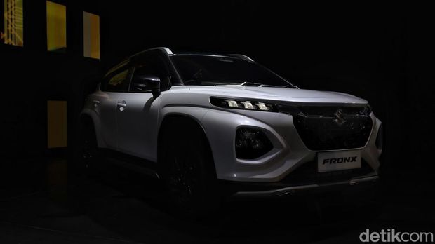 Array,Pesona Suzuki Fronx: Pikat 10 Ribu Konsumen Sebelum Dijual