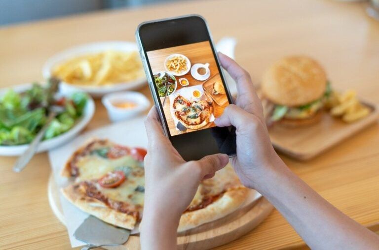 Array,Waduh! Influencer Patok Harga Rp 7,6 Juta Buat Promosi Nasi Kandar