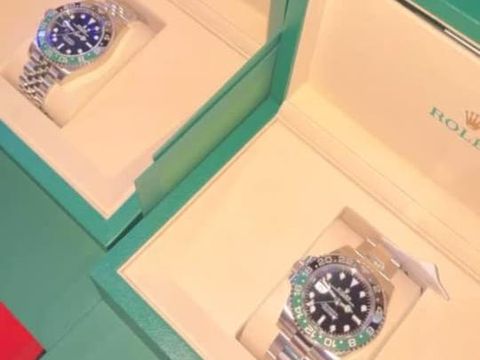 Array,Ini Detail Jam Rolex yang Didapat Timnas Usai ke Rumah Prabowo