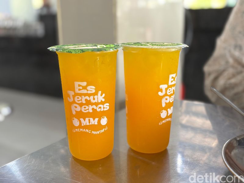Kantin Sekolah di Gading Serpong Ini Tawarkan Misoa hingga Crepes Enak, 1. Punya wajah baru, 2. Misoa hingga Nasi Telur yang mengenyangkan, 3. Tempat favorit ibu-ibu kulineran, 4. Crepes hingga es jeruk yang menyegarkan, 5. Tempat nyaman dan transaksi mudah