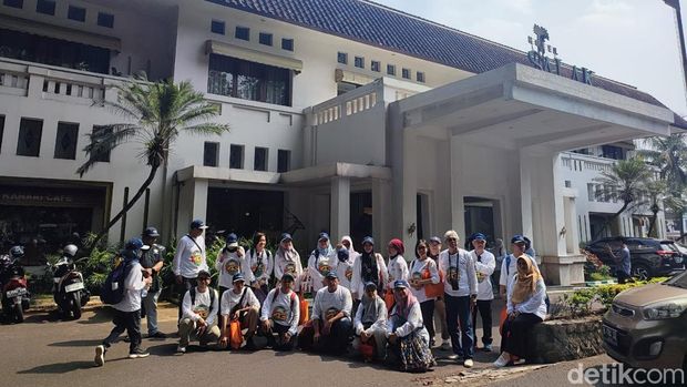 5 Penginapan Bersejarah di Indonesia, Saksi Bisu Masa Kolonial-Kemerdekaan, 1. Hotel Majapahit, 2. Hotel Savoy Homann, 3. Hotel Indonesia Kempinski, 4. Hotel Salak The Heritage, Bogor, 5. Hotel Hermitage