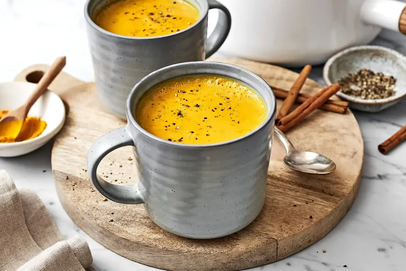 6 Manfaat Menambahkan Kunyit dalam Kopi, Segar dan Menyehatkan!, 1. Mengurangi Peradangan, 2. Meredakan Nyeri, 3. Sumber Antioksidan, 4. Menjaga Kesehatan Jantung, 5. Mengendalikan Berat Badan, 6. Membantu Menjaga Kesehatan Pencernaan