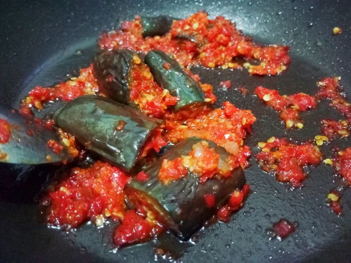 Array,Resep Terong Balado yang Pedas Manis Buat Lauk Makan Siang