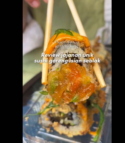 Array,Setelah Seblak Matcha, di Bandung Kini Ada Sushi Goreng Isi Seblak