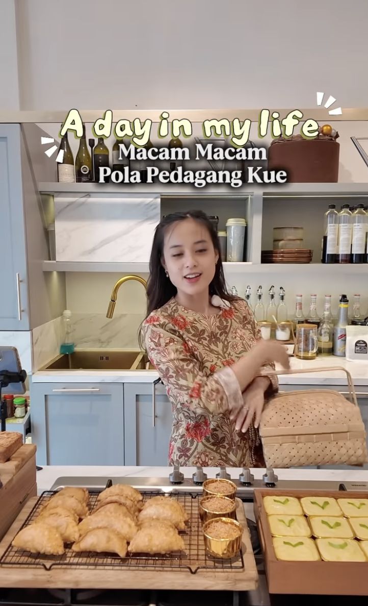 5 Bisnis Kuliner Terbaru Jebolan MasterChef, Banyak yang Viral!, 1. Kikings Gule Asap, 2. Nekad Papa, 3. Kue Ibu Negara, 4. Amore Liora, 5. Nasi Kulit Mak Igun