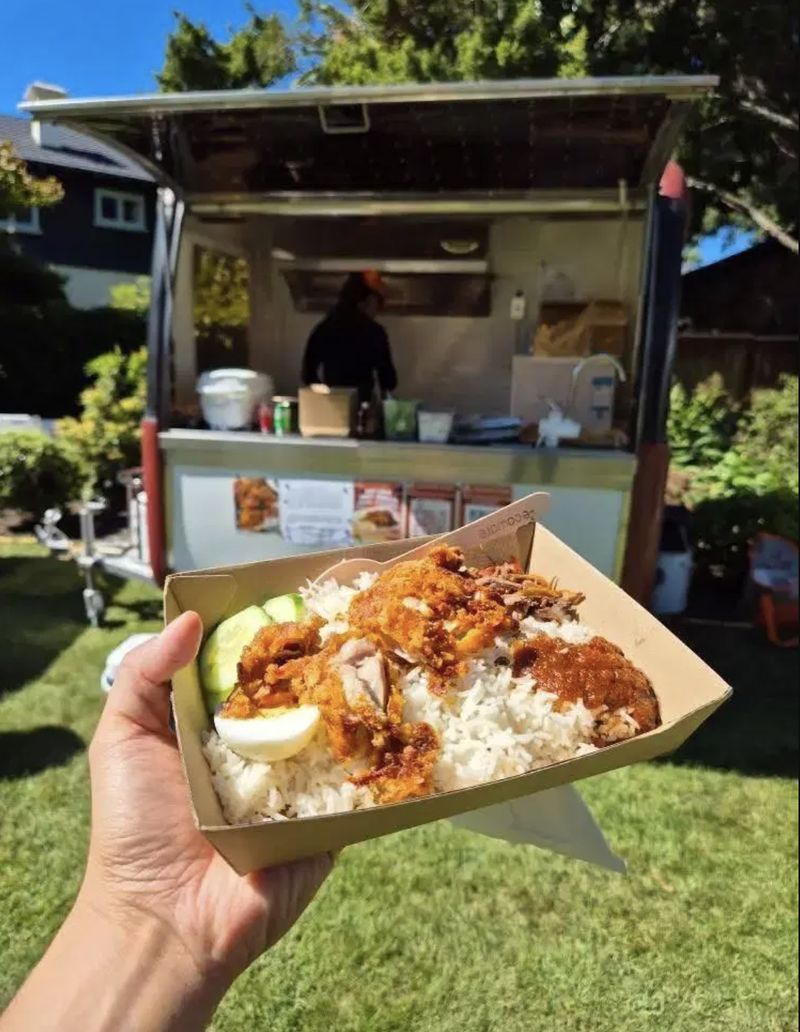 Array,Nasi Lemak Gerobakan Dijual Rp 153 Ribu di New Zealand