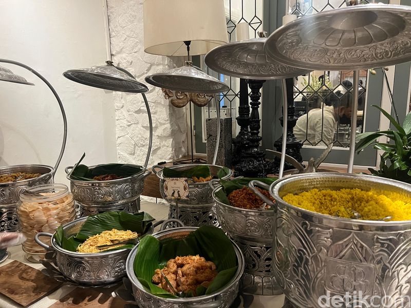 Array,Spesial! Restoran Indonesia Fine Dining di Bangunan Bersejarah 100 Tahun