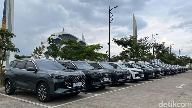 Array,Wacana Mobil Hybrid Pakai Pelat Biru dan Bebas Ganjil-Genap, Kamu Setuju?