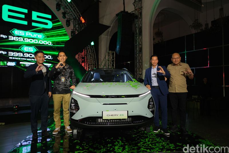 Array,Suzuki Ogah Tiru Brand China yang Pangkas Harga Mobil di Indonesia