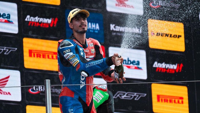 Array,Pebalap Muda Meninggal Dunia Usai Kecelakaan, Rider MotoGP Berduka