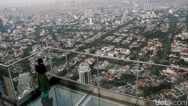 Array,Wisata Baru: Di Sinilah Tempat Tertinggi untuk Menatap Jakarta 360 Derajat