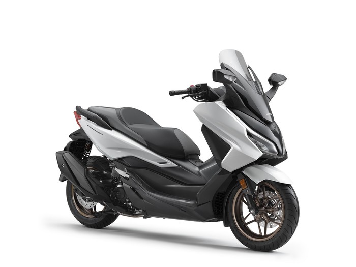 Array,Skema Nyicil Honda Forza yang Harganya Tembus Rp 94 Juta