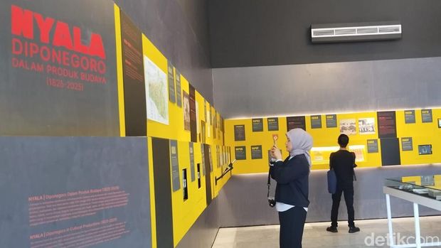 Daftar Museum dan Mal yang Tutup Sementara Selama Aksi Demo di Jakarta, 1. Museum Nasional Indonesia, 2. Museum Perumusan Naskah Proklamasi, 3. Galeri Nasional, 4. MoJA Museum, 5. Mal Atrium Senen
