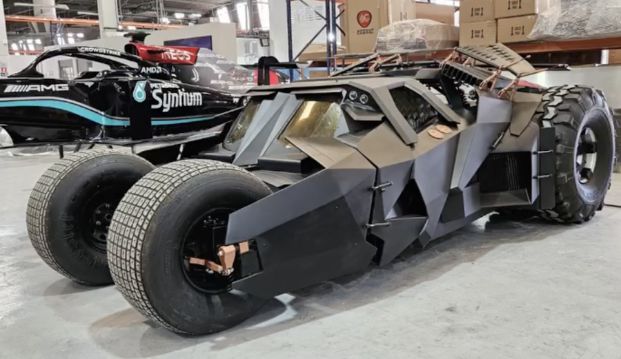 Array,Neymar Punya Mobil Batman: Harga Rp 25 M, Tak Bisa Dipakai di Jalan Raya
