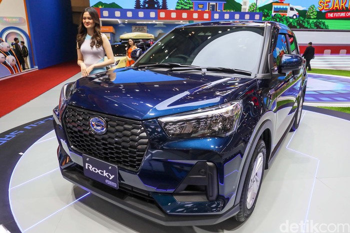 Array,Daihatsu Kirim Rocky Hybrid ke Garasi Konsumen Indonesia Mulai November