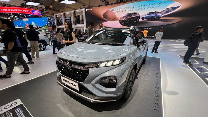 Array,Suzuki Fronx Primadona Baru, Paling Banyak Dipesan!