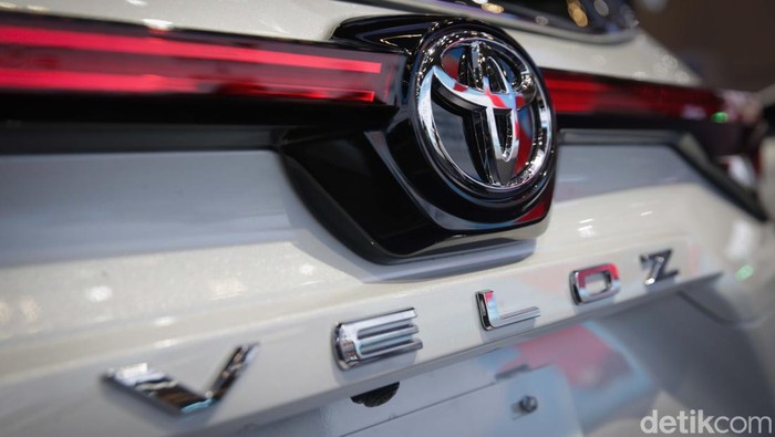 Array,Mau Ada Versi Hybrid, Segini Daftar Harga Toyota Veloz Terbaru