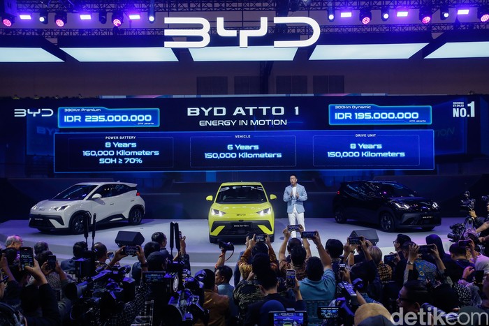Array,Jadi Raja Mobil Listrik, Begini Perjalanan 2 Tahun BYD di Indonesia