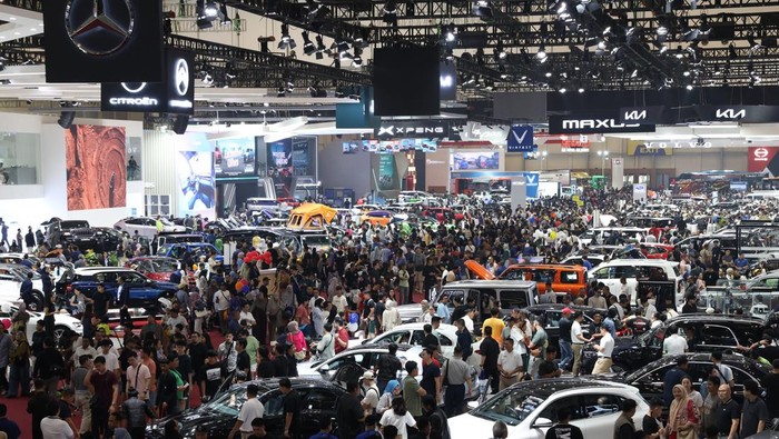 Array,Penjualan Mobil Nggak Tembus 800 Ribu Unit, Terendah dalam 5 Tahun Terakhir!