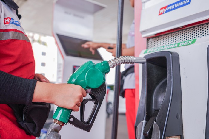 Array,Bahlil soal Harga Pertamax Turbo, Dexlite dan Dex Naik: BBM buat Orang Kaya