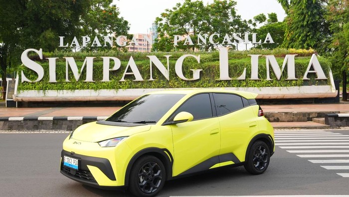 Array,Pengumuman! Harga BYD Atto 1 Naik