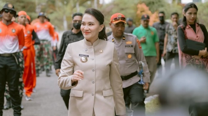 Array,Mobil-motor di Garasi Gubernur Terkaya RI Berharta Rp 900 Miliar: Semua Warisan