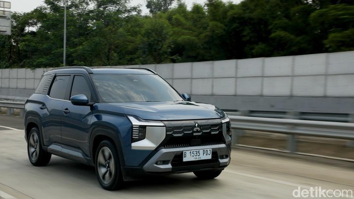 Array,Destinator Bikin Mitsubishi Makin Pede Jualan di RI