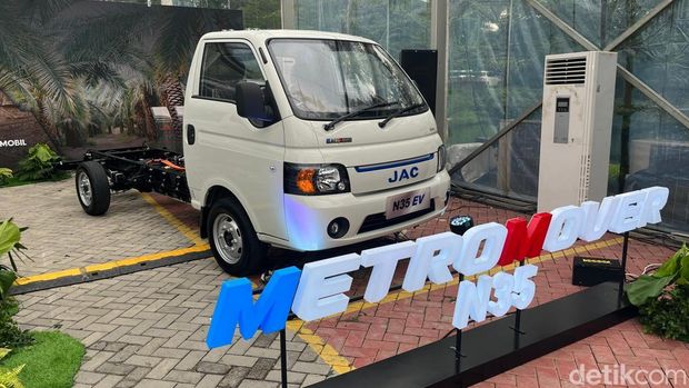 Array,3 Mobil yang Dibawa JAC Motors ke Indonesia, Semuanya EV Niaga