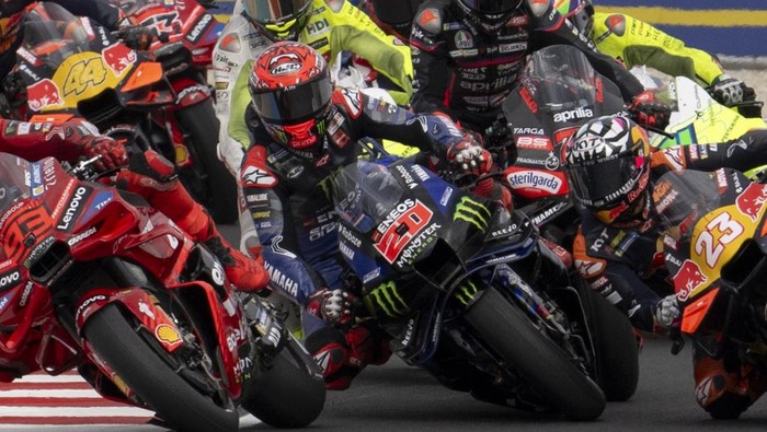 Array,Sebab Quartararo Jatuh sampai Kena Hukuman di MotoGP Hungaria