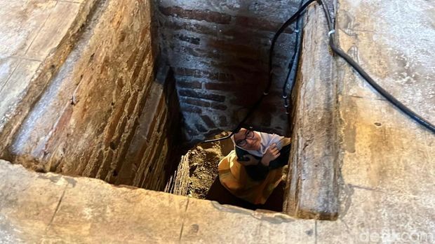 Array,Bunker Misterius di Solo, Konon Tempat Sembunyi dan Menyimpan Harta