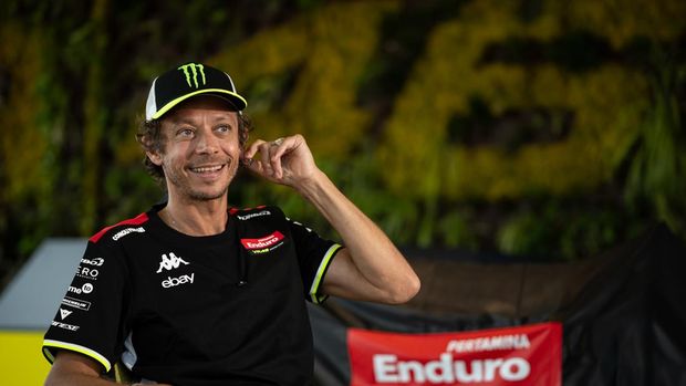 Array,Marc Marquez dan Valentino Rossi 'Mendarat' Bareng di Jakarta, Mau Duel Lagi?
