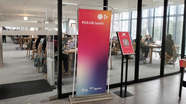 Jelajah Koleksi Sastra di PDS H.B. Jassin Lantai 5 TIM, Cara Masuk ke PDS H.B. Jasmin, Koleksi Lengkap Karya Sastra Dunia, Koleksi di PDS H.B Jassin Bisa Diakses Online, Suasana PDS H.B Jassin