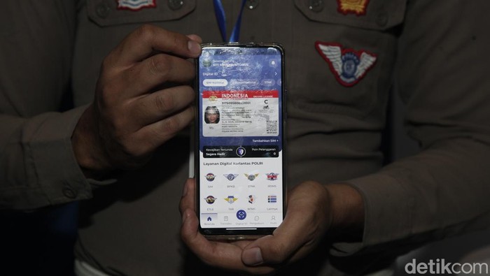 Array,SIM Sudah Digital di Aplikasi, Nggak Bisa Lagi Alasan Ketinggalan-Hilang