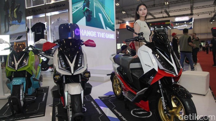 Array,Penjualan Motor Listrik Nyungsep Gara-gara Tak Disubsidi