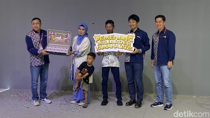 Array,Cerita Istri Nelayan Jadi Miliarder Gara-gara Beli Motor Mio M3